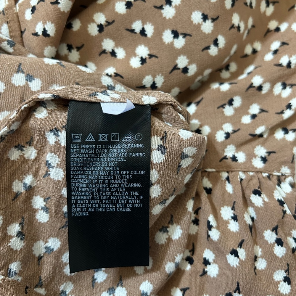 Uniqlo Brown Floral Women's Blouse - Picture 6 of 7